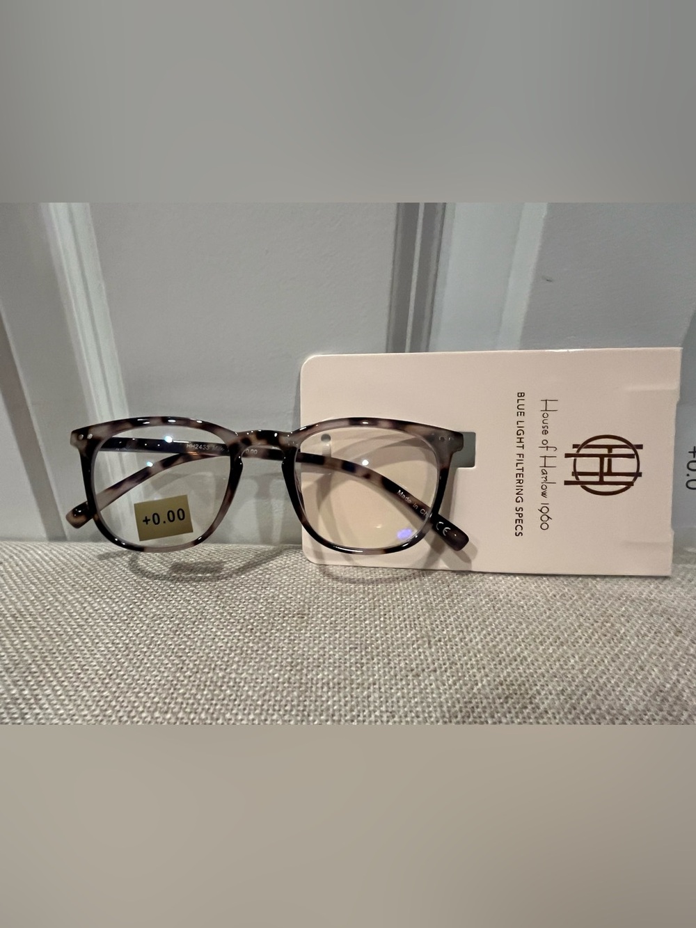 NWT HOUSE OF HARLOW 1960 WOMEN'S TORTOISE BLUE LIGHT FILTERING GLASSES